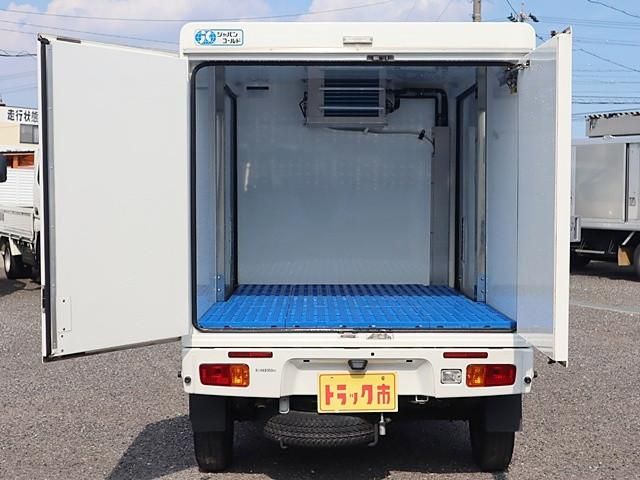 DAIHATSU HIJET TRUCK 4WD 2021 Image 31