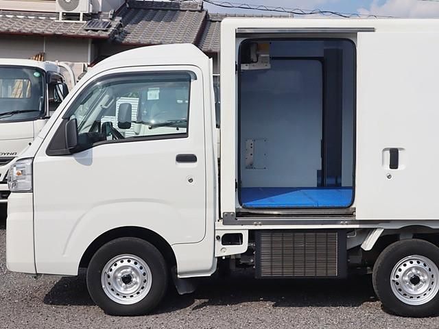 DAIHATSU HIJET TRUCK 4WD 2021 Image 31