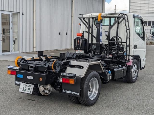 MITSUBISHI CANTER 2025 Image 31