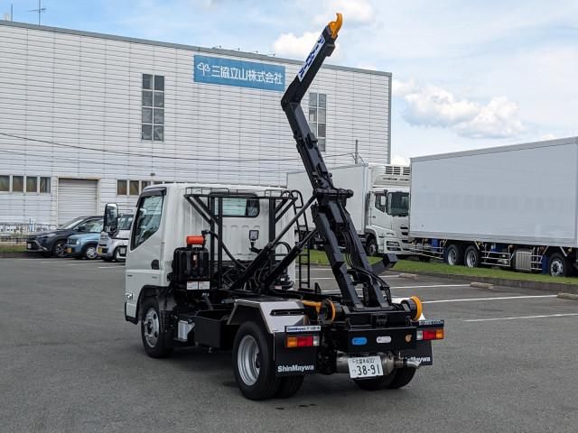 MITSUBISHI CANTER 2025 Image 31