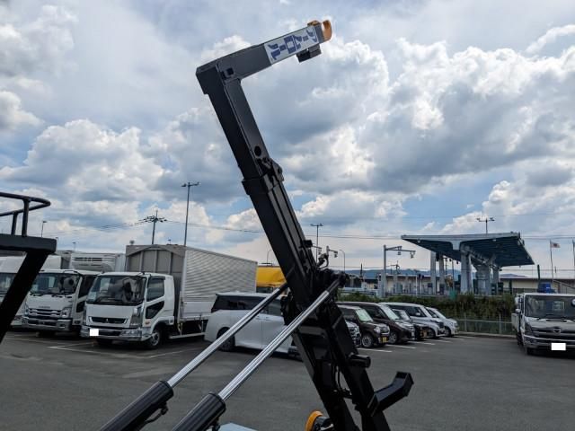 MITSUBISHI CANTER 2025 Image 31