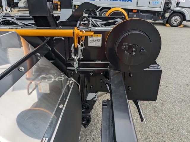 MITSUBISHI CANTER 2025 Image 31