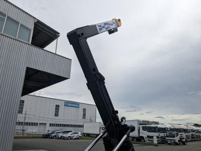 MITSUBISHI CANTER 2025 Image 31