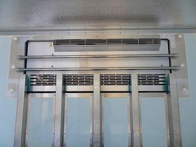 HINO DUTRO 2018 Image 31