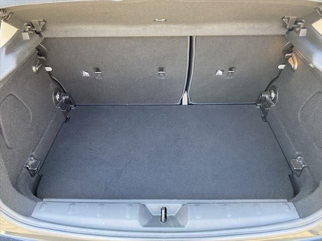 BMW MINI COOPER 5DOO 2015 Image 31