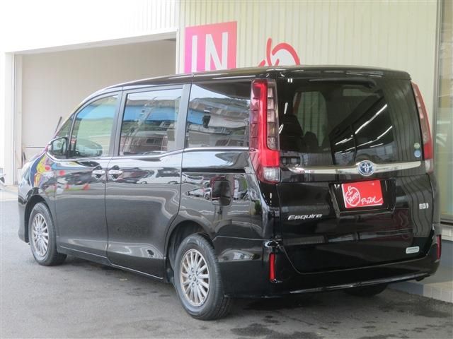 TOYOTA ESQUIRE HYBRID 2016 Image 31