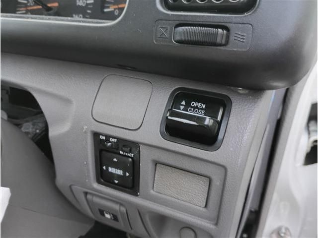 HINO LIESSE2 2008 Image 31