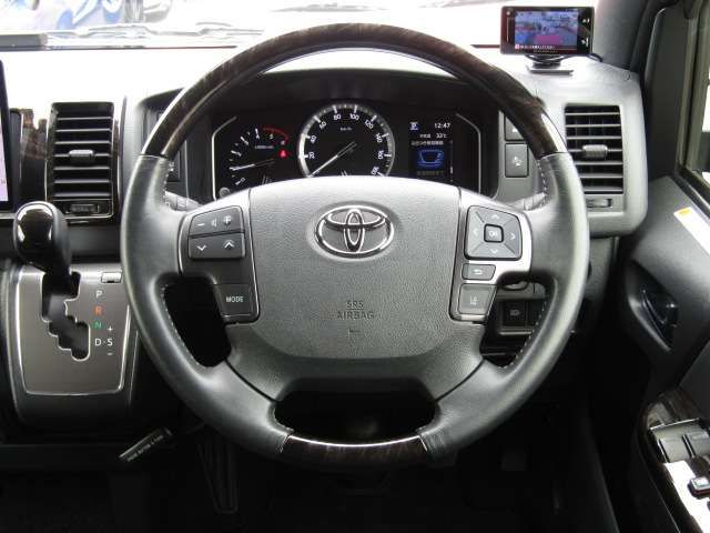 TOYOTA HIACE VAN 4WD 2023 Image 31