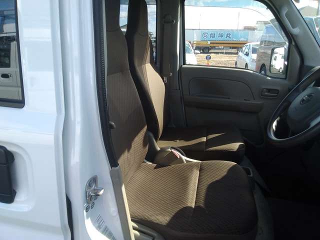 NISSAN NV100 CLIPPER 4WD 2018 Image 31