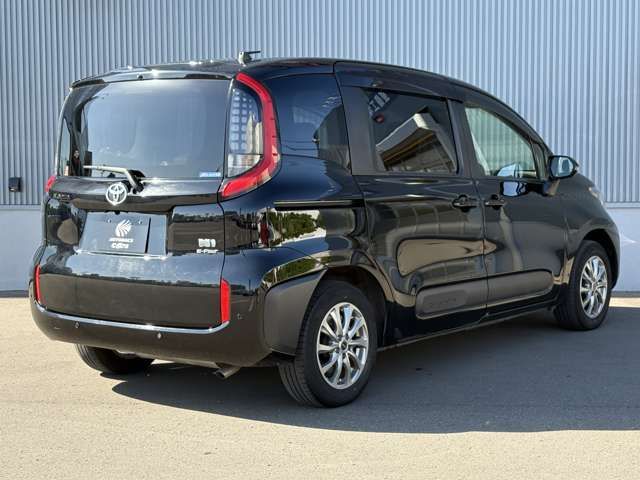 TOYOTA SIENTA HYBRID 2022 Image 31