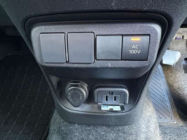 TOYOTA SIENTA HYBRID 2022 Image 31