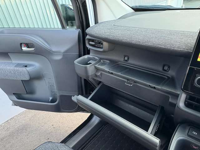 TOYOTA SIENTA HYBRID 2022 Image 31