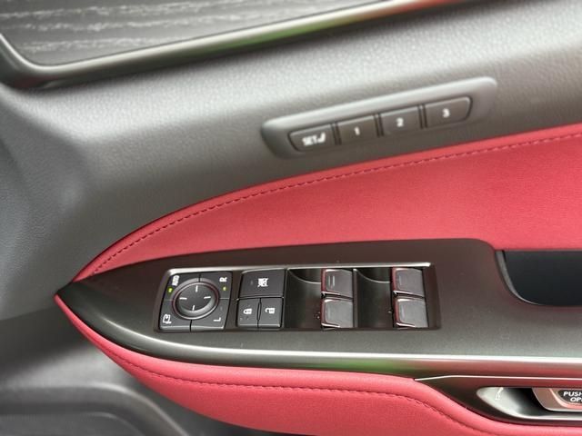 TOYOTA LEXUS NX250 2023 Image 31