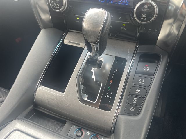 TOYOTA ALPHARD HYBRID 4WD 2019 Image 31