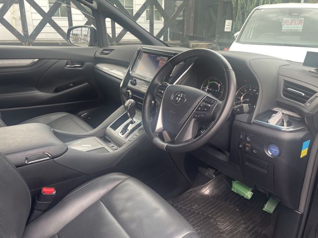 TOYOTA ALPHARD HYBRID 4WD 2019 Image 31
