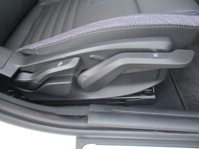 BMW MINI COOPER 5DOOR 2025 Image 31