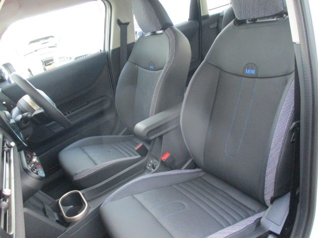 BMW MINI COOPER 5DOOR 2025 Image 31