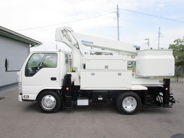 ISUZU ELF 2017 Image 31