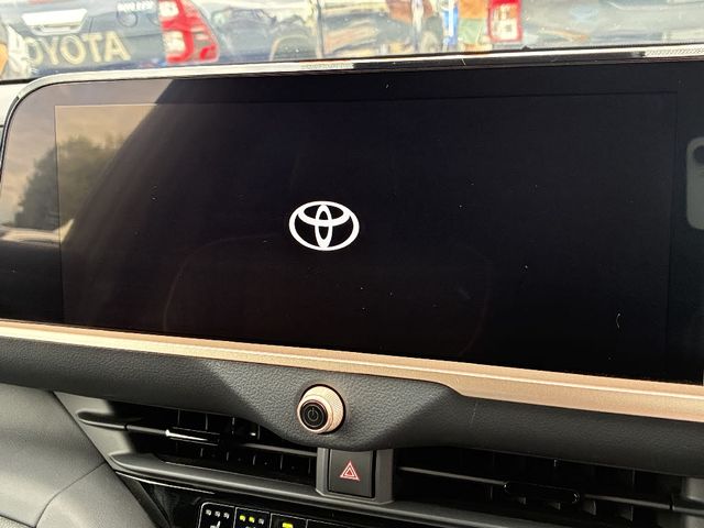 TOYOTA CROWN CROSSOVER 2022 Image 31