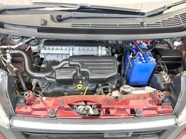 DAIHATSU MOVE CUSTOM 2015 Image 31