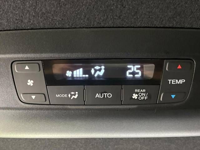 HONDA STEPWAGON E:HEV SPAD 2022 Image 31