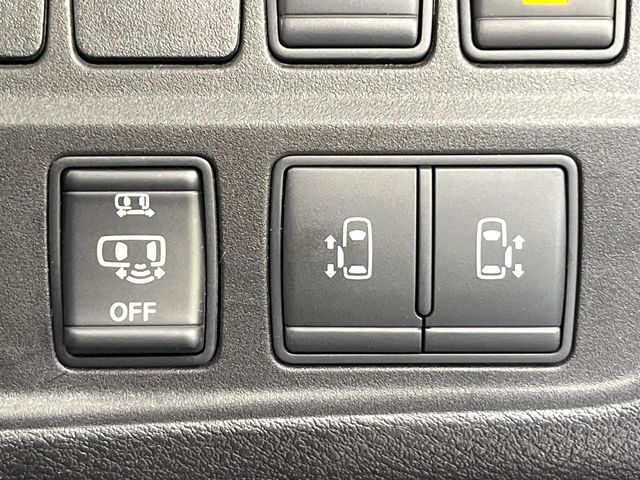 NISSAN SERENA  S-HYBRID 2018 Image 31