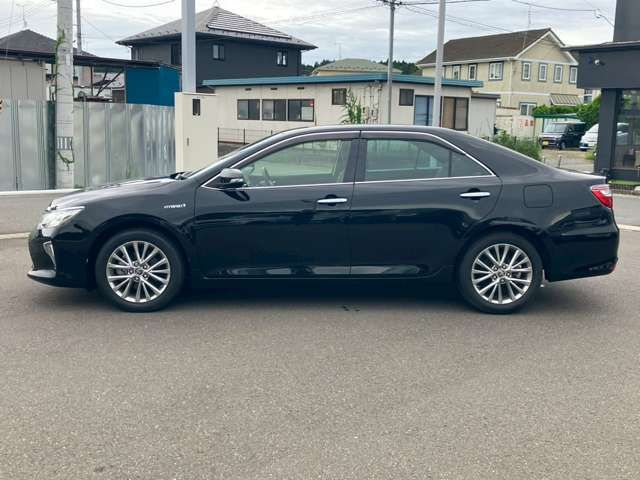TOYOTA CAMRY HYBRID 2015 Image 31