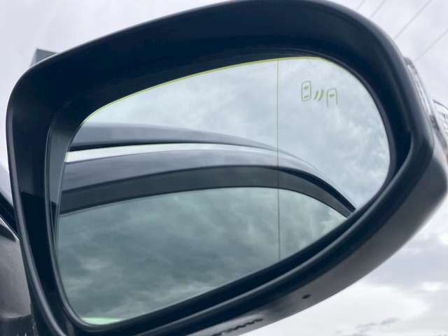 TOYOTA CAMRY HYBRID 2015 Image 31