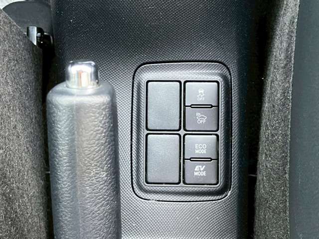 TOYOTA AQUA 2016 Image 31