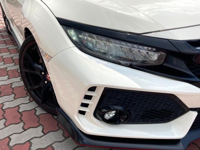 HONDA CIVIC HATCHBACK 2017 Image 31