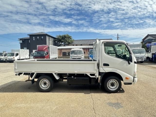 TOYOTA DYNA 2016 Image 31