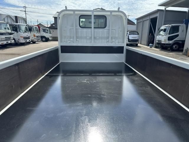 TOYOTA DYNA 2016 Image 31