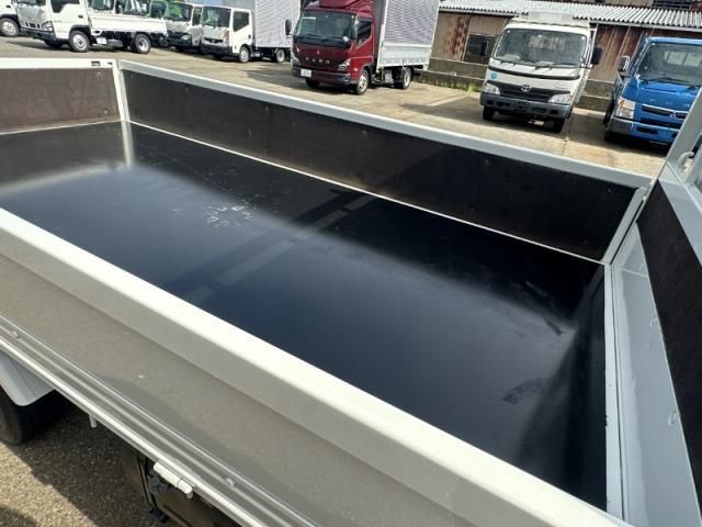 TOYOTA DYNA 2016 Image 31