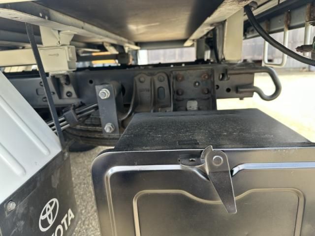 TOYOTA DYNA 2016 Image 31