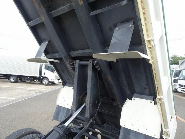 HINO DUTRO 2021 Image 31