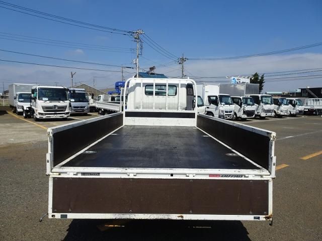 HINO DUTRO 2020 Image 31