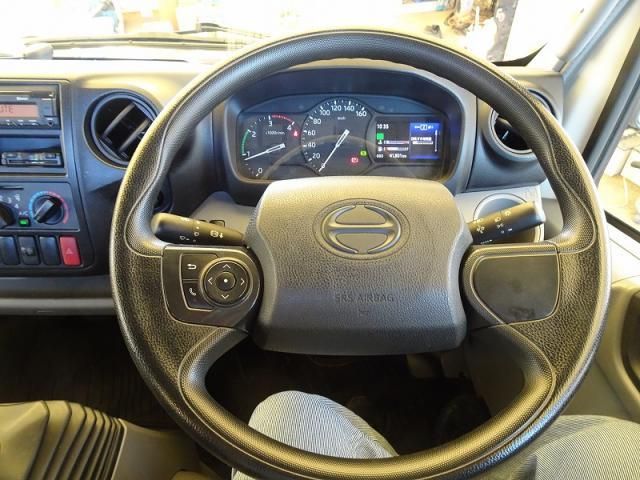 HINO DUTRO 2020 Image 31