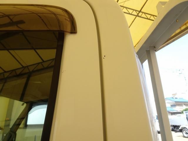 HINO DUTRO 2020 Image 31