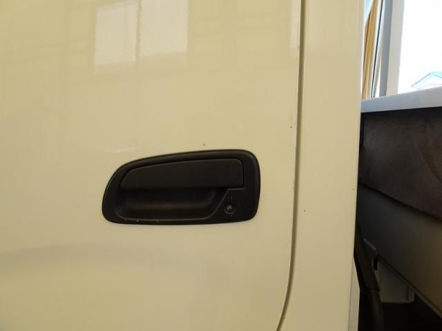 HINO DUTRO 2020 Image 31