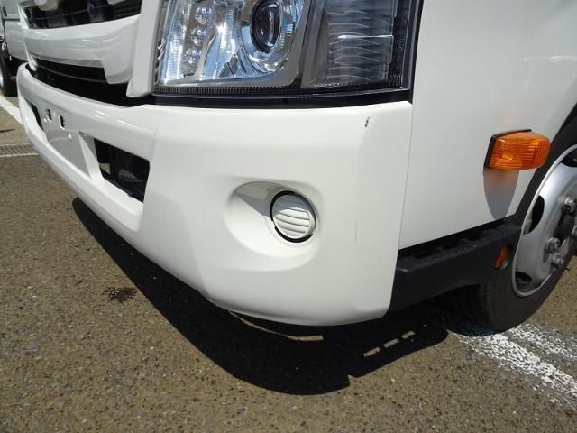 HINO DUTRO 2020 Image 31