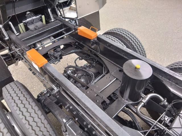 MITSUBISHI FUSOU SUPER GREAT 2024 Image 31