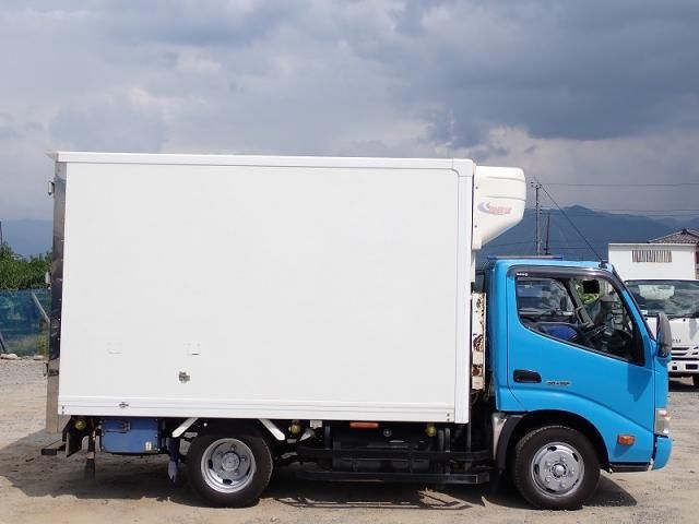 HINO DUTRO 2013 Image 31