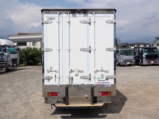 HINO DUTRO 2013 Image 31