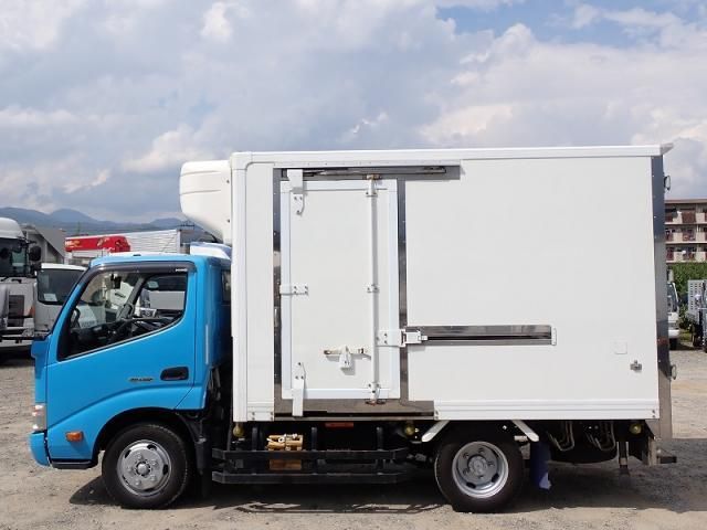 HINO DUTRO 2013 Image 31