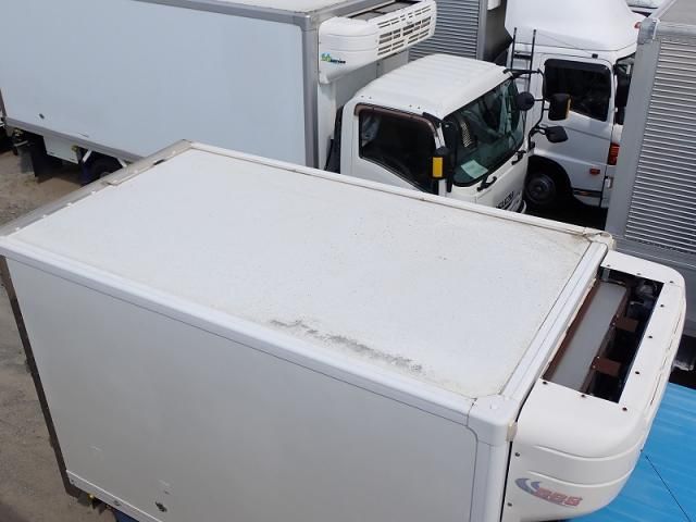 HINO DUTRO 2013 Image 31