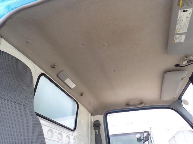 HINO DUTRO 2013 Image 31