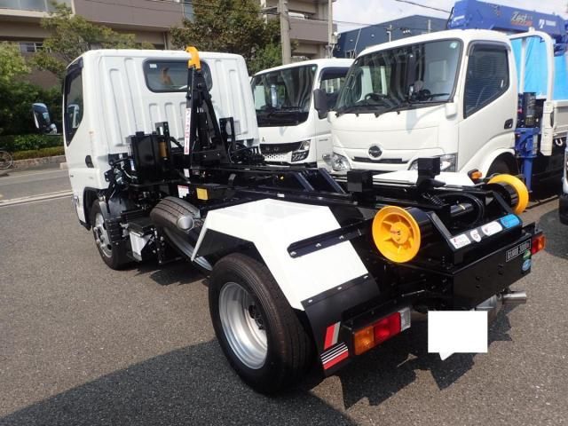 MITSUBISHI CANTER 2025 Image 31
