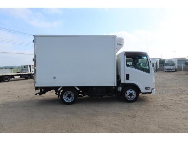ISUZU ELF 2015 Image 31