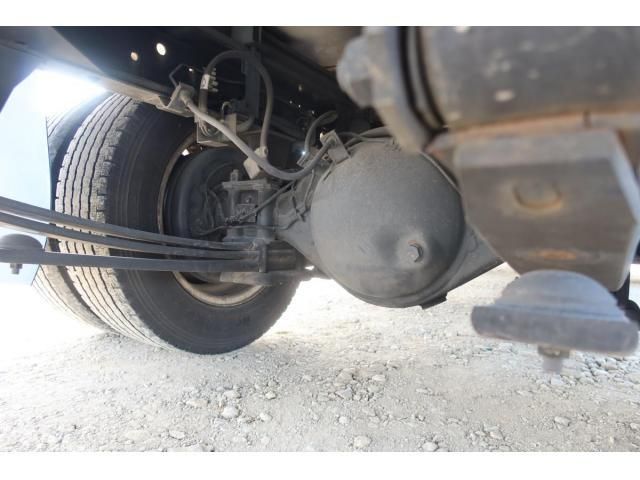 ISUZU ELF 2015 Image 31