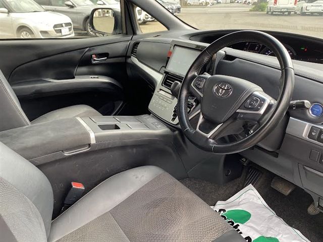 TOYOTA ESTIMA HYBRID 4WD 2017 Image 31